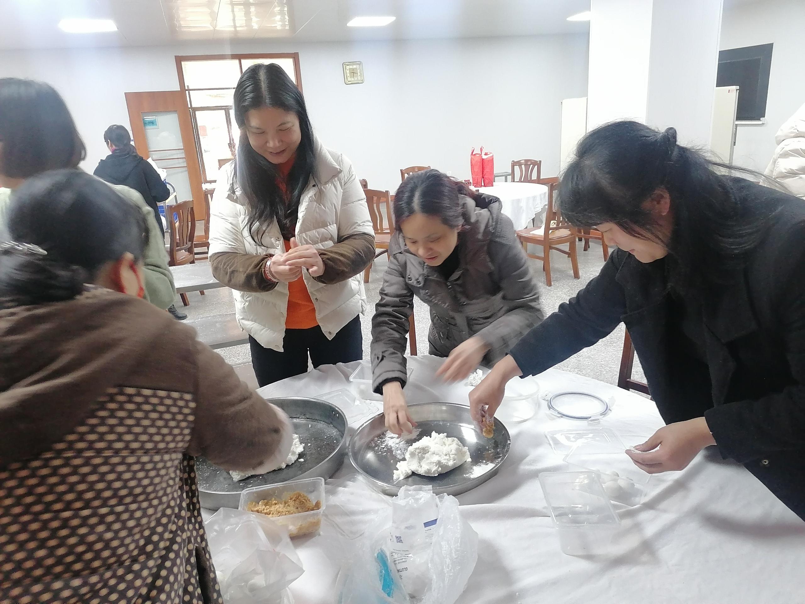 2022年2月14日，清遠市林業(yè)局在一樓飯?zhí)媒M織開展“我們的節(jié)日&middot;元宵”活動 (3).jpg