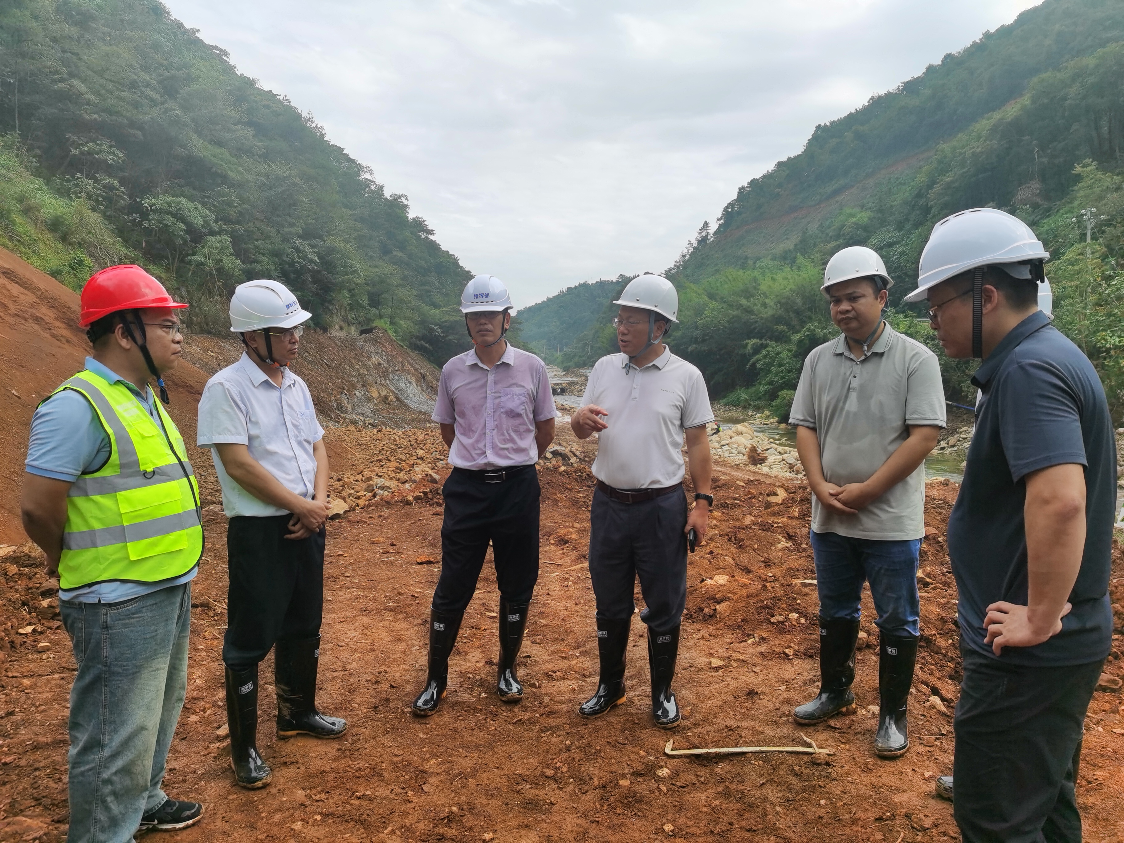 清遠市水利局赴英德市開展國慶前后在建水利工程安全生產(chǎn)和建設質(zhì)量普遍性問題專項檢查